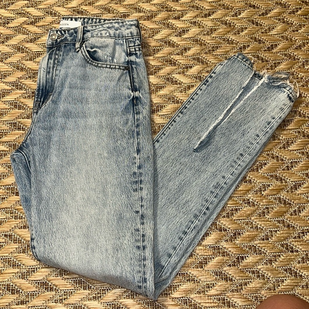 Hidden Front Slit Jeans